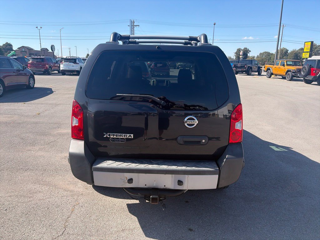Used 2011 Nissan Xterra S w/ 4X2 Value Package RWD image 5