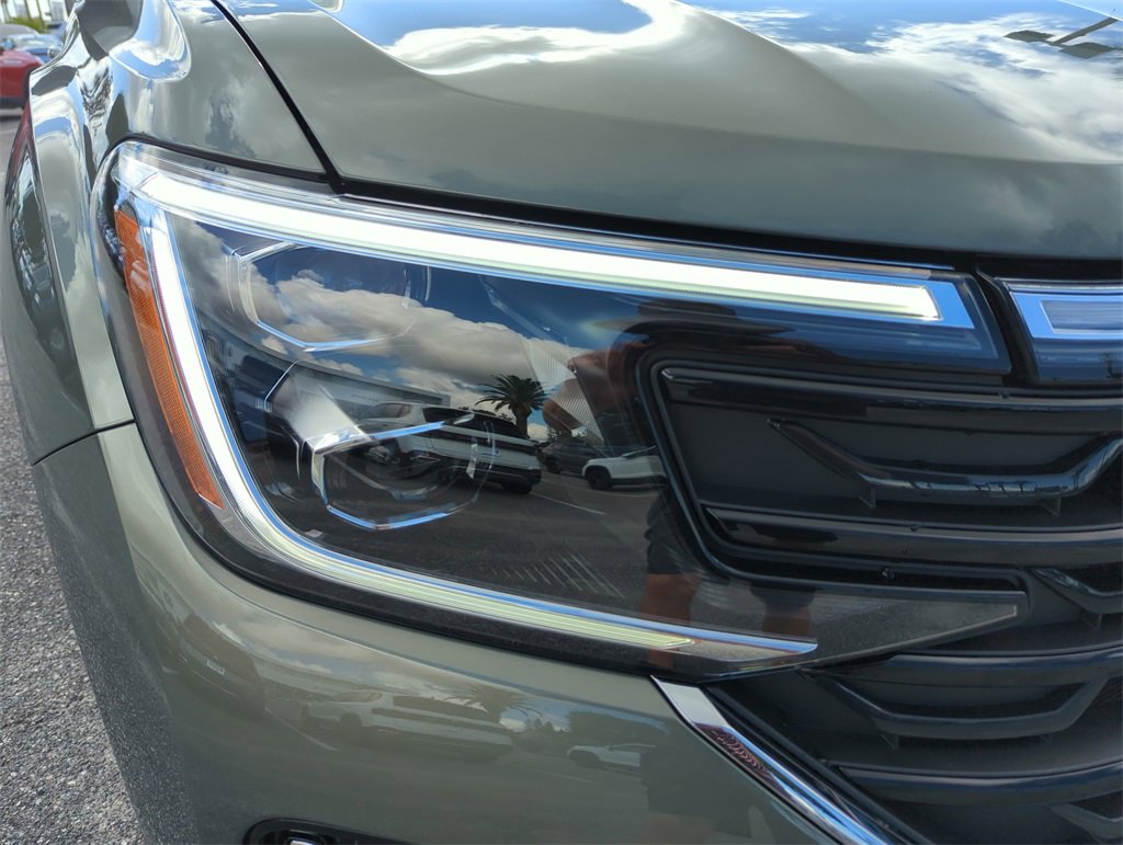 New 2026 Volkswagen Atlas Cross Sport SEL Premium R-Line image 13