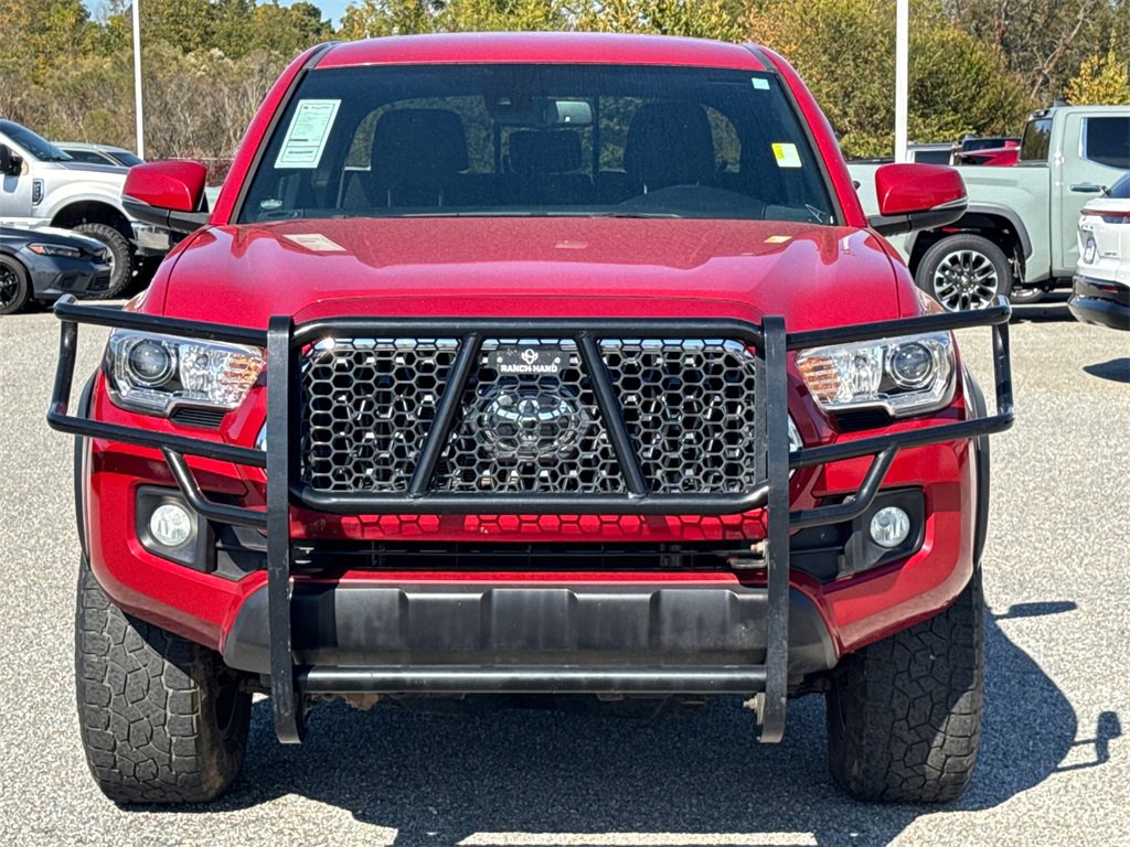 Used 2019 Toyota Tacoma TRD Off-Road image 8