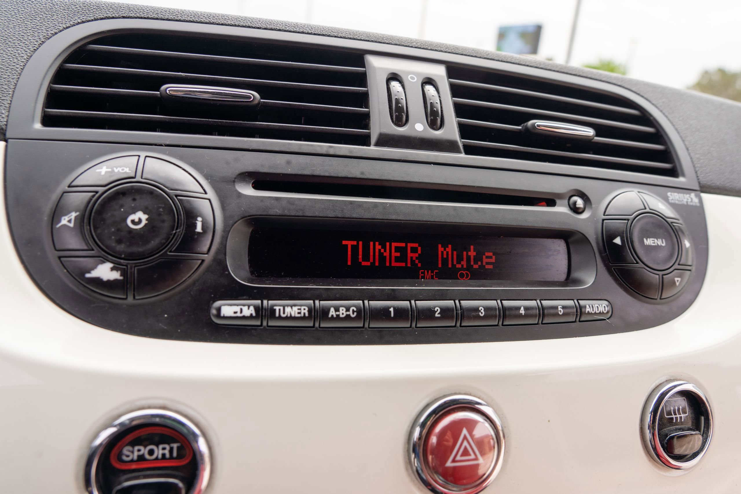 Used 2013 FIAT 500 Abarth w/ Comfort/Convenience Group image 17