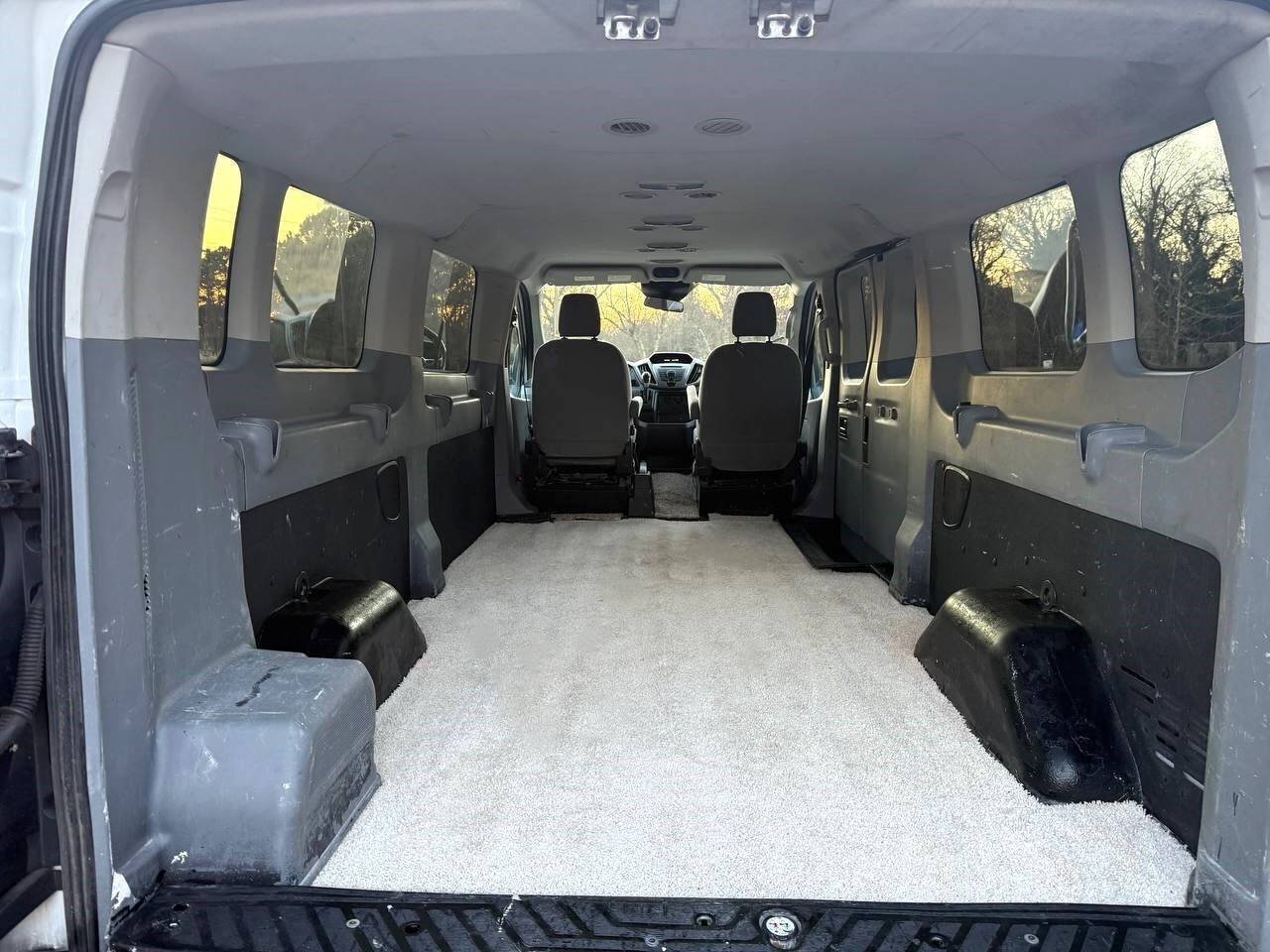 Used 2015 Ford Transit 350 XLT RWD image 20