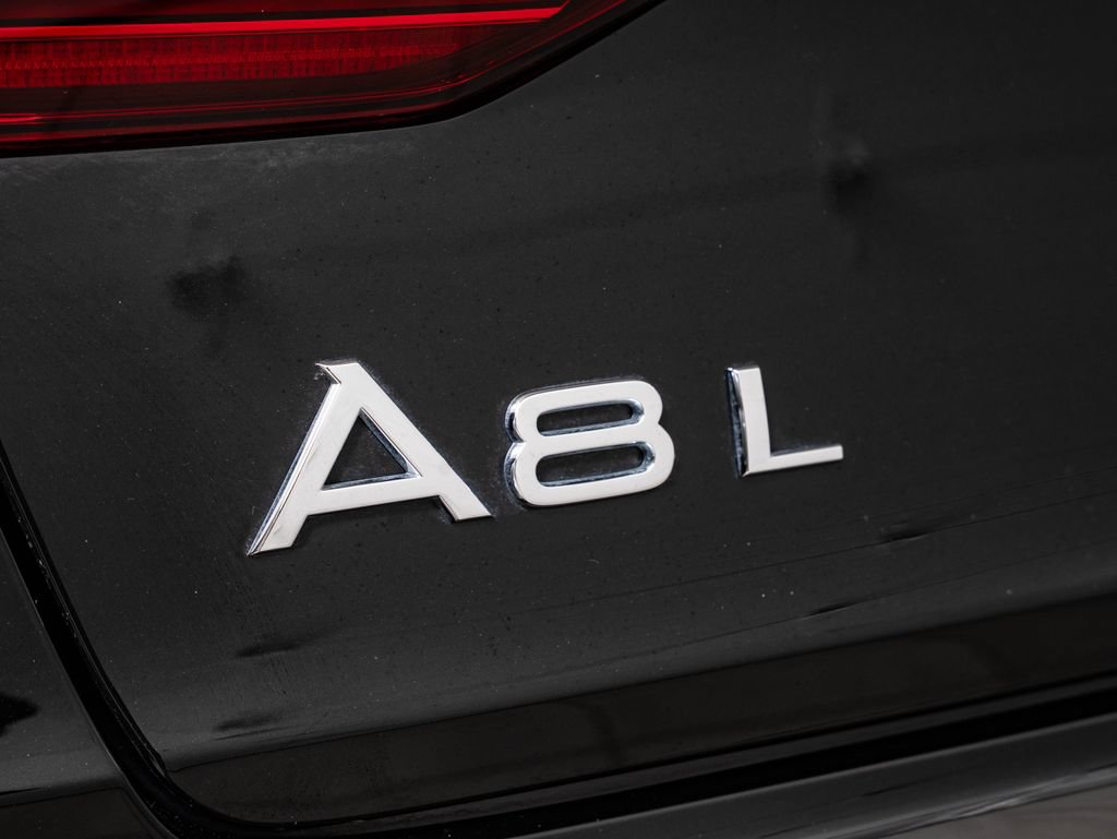 Certified 2025 Audi A8 L 3.0T w/ Executive Package AWD/4WD image 19