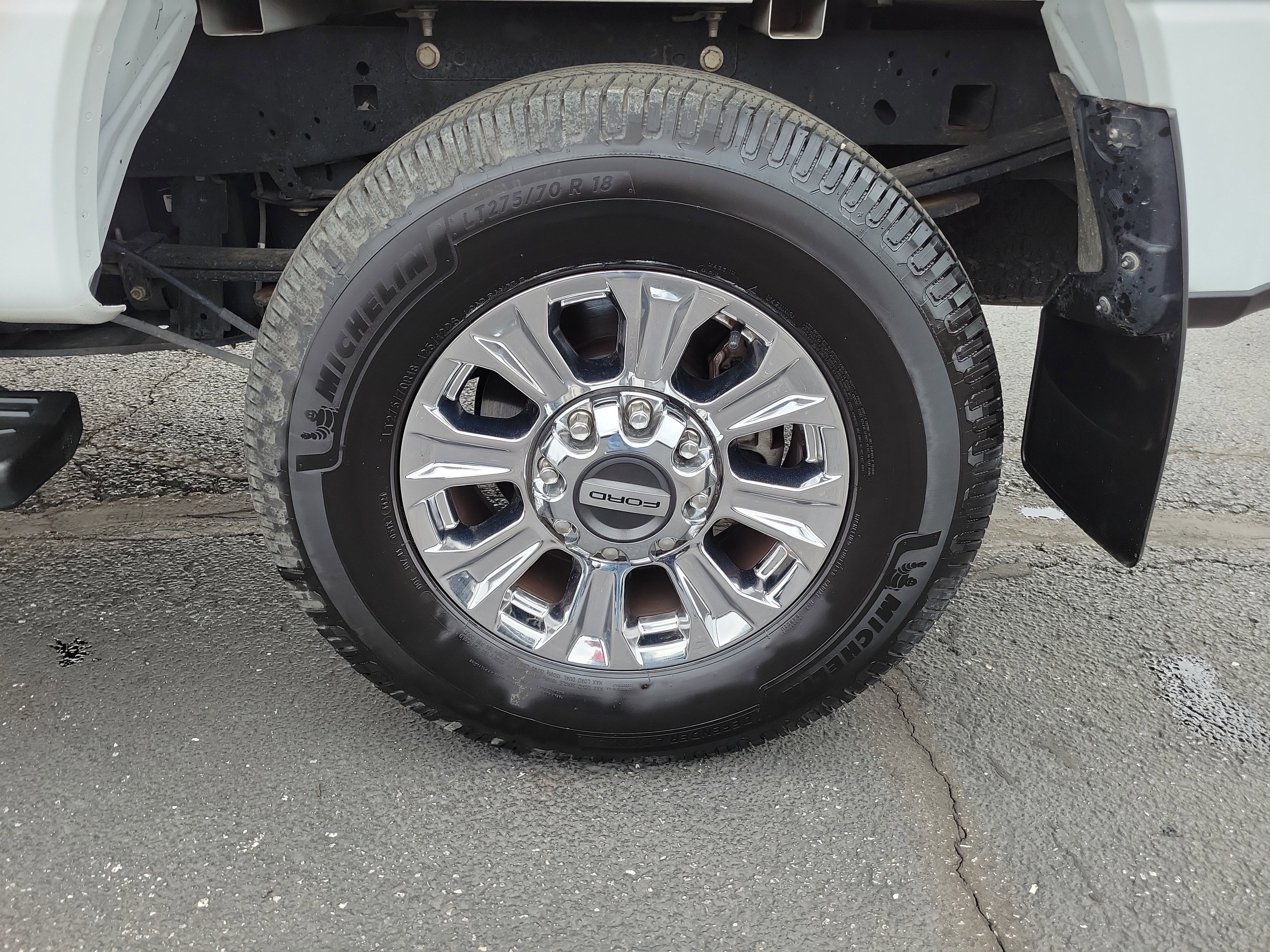 Used 2019 Ford F250 XLT w/ XLT Premium Package image 8