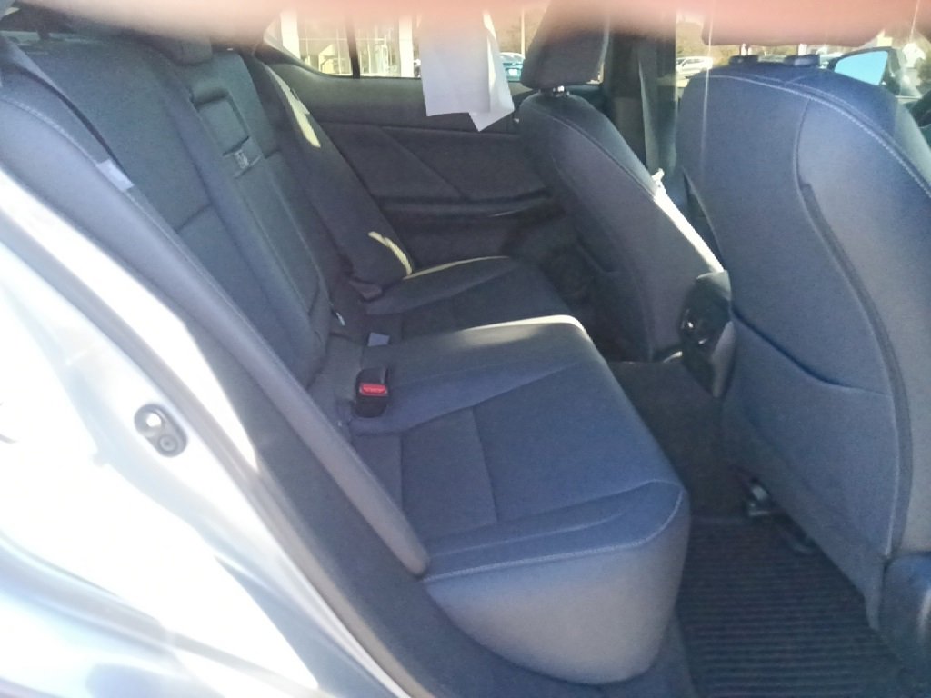 Used 2024 Lexus IS 350 F Sport image 29