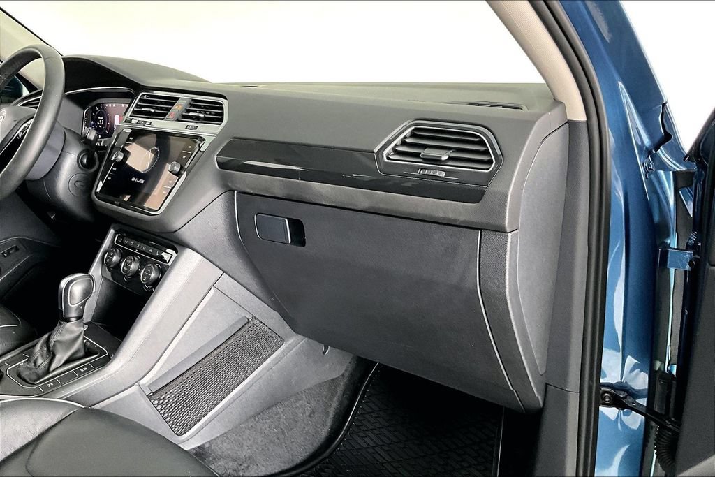 Used 2020 Volkswagen Tiguan SEL Premium R-Line AWD/4WD image 20