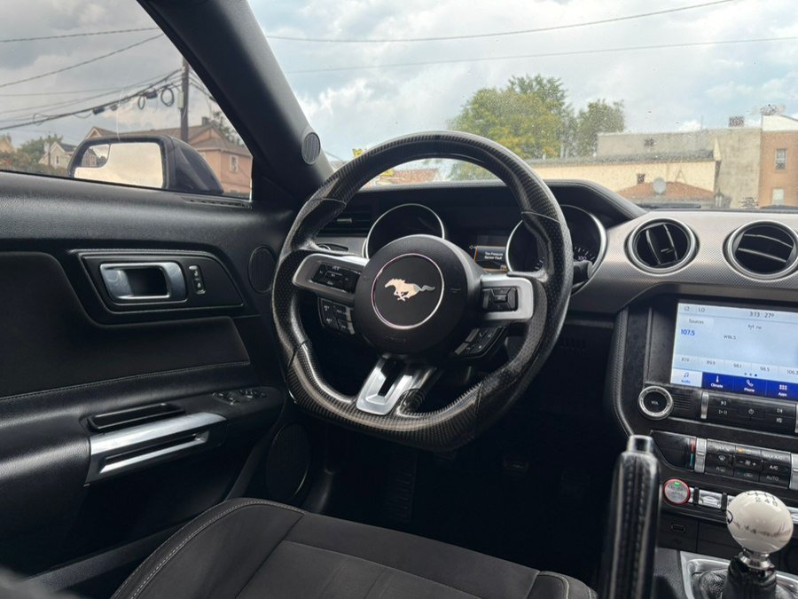 Used 2019 Ford Mustang GT w/ Equipment Group 301A RWD image 9