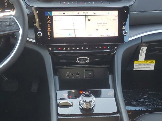 New 2026 Jeep Grand Cherokee Limited w/ Limited Altitude Package image 17