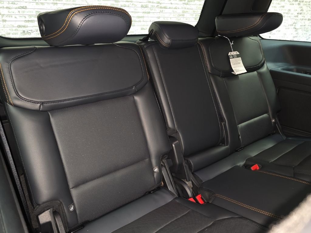 Used 2025 Ford Expedition Tremor image 14