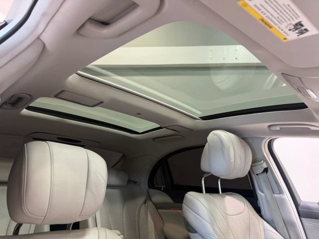 Used 2015 Mercedes-Benz S 550 Sedan w/ Premium 1 Package image 32