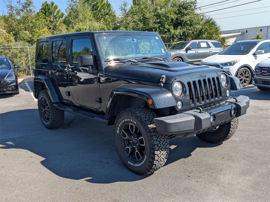 Used 2018 Jeep Wrangler Unlimited Sahara image 3