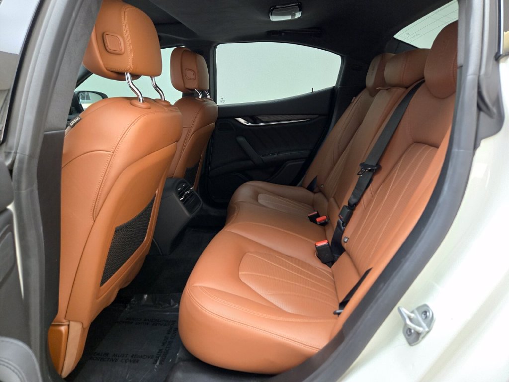 Certified 2023 Maserati Ghibli Modena RWD image 18