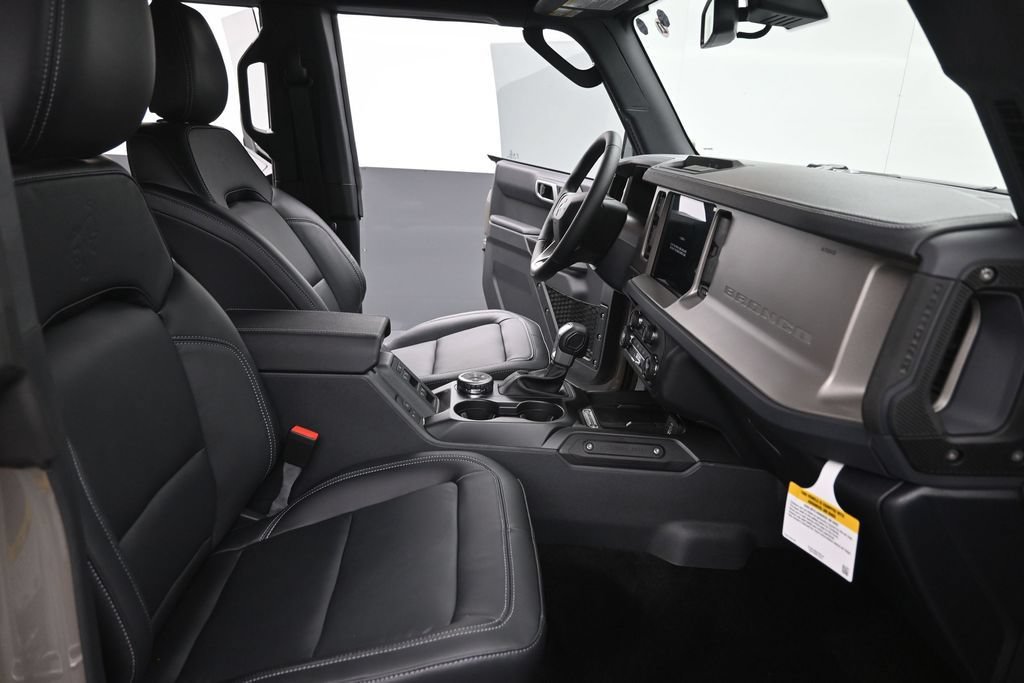 New 2026 Ford Bronco Outer Banks AWD/4WD image 24