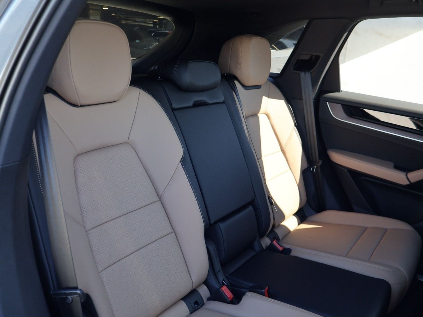 New 2026 Porsche Cayenne AWD/4WD image 23