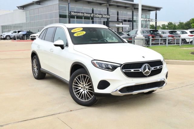 Certified 2025 Mercedes-Benz GLC 300 4MATIC image 1