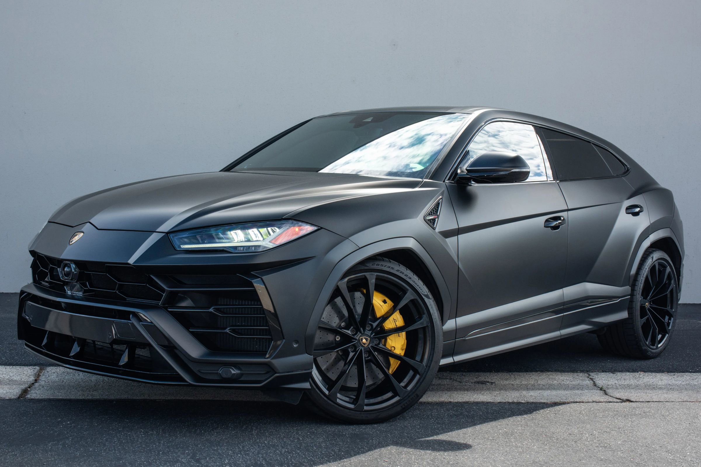 Used 2020 Lamborghini Urus