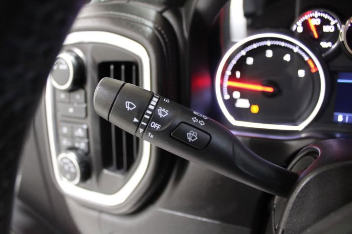 Used 2021 Chevrolet Silverado 2500 LT w/ Texas Edition image 40