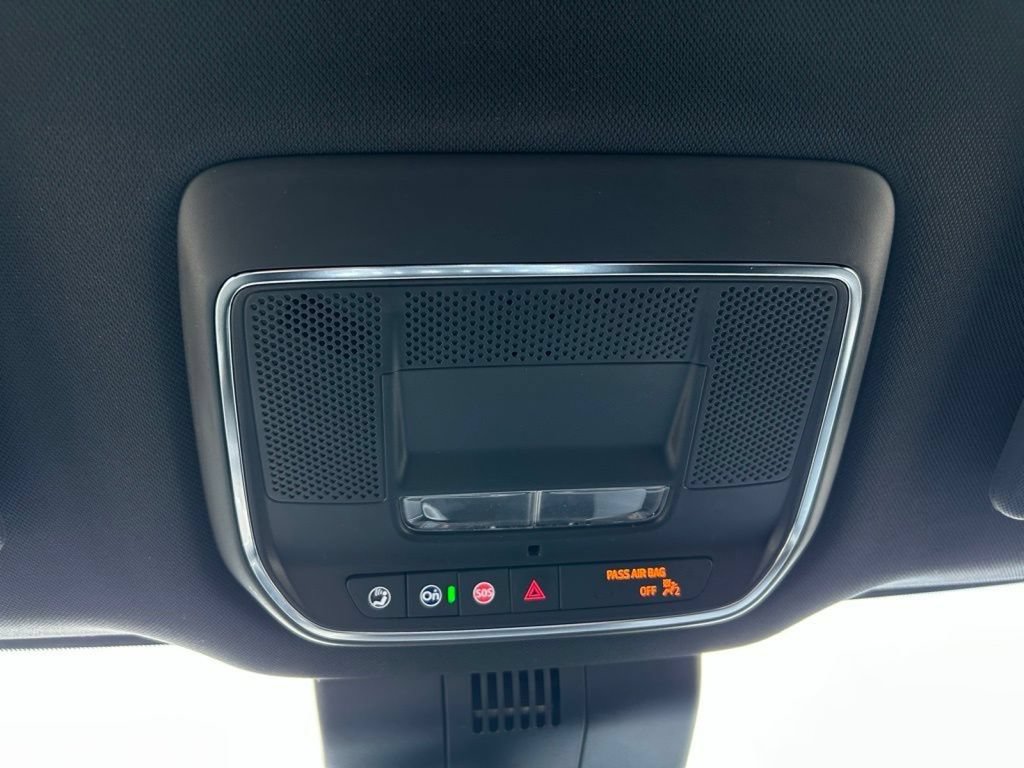 New 2026 GMC Sierra EV Elevation AWD/4WD image 25