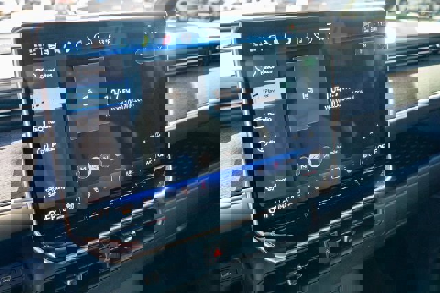 New 2025 Volkswagen ID. Buzz Pro S image 18