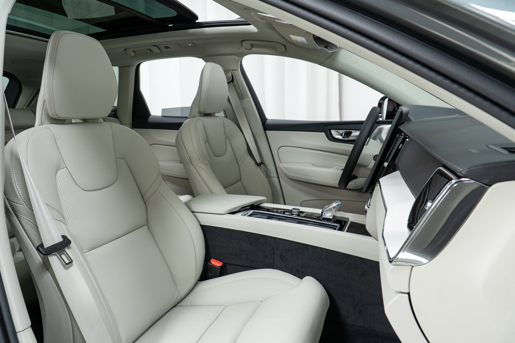 New 2026 Volvo XC60 T8 Ultra image 23