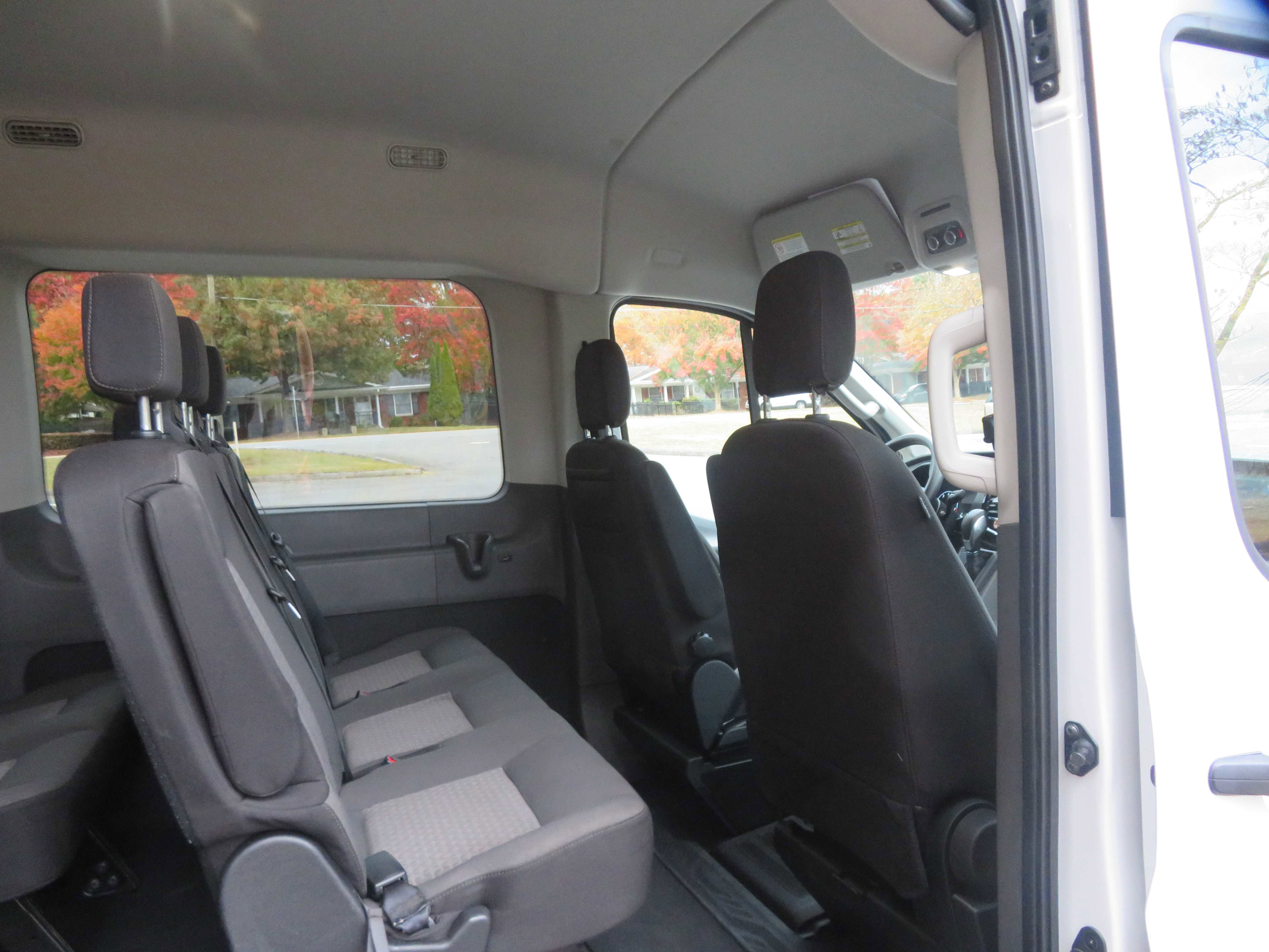 Used 2023 Ford Transit 350 XLT image 22