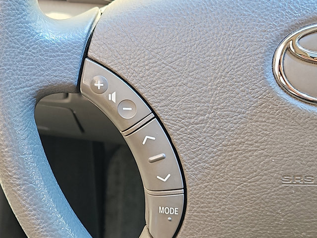 Used 2005 Toyota Camry XLE FWD image 23