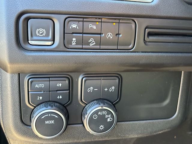 Used 2023 Chevrolet Tahoe Z71 image 28