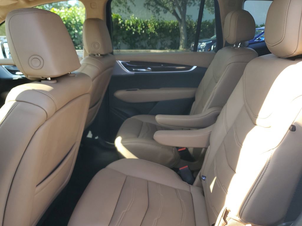 Certified 2024 Cadillac XT6 Premium Luxury w/ Platinum Package FWD image 13