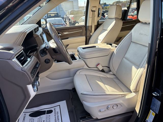 Used 2021 GMC Yukon Denali w/ Denali Ultimate Package image 17