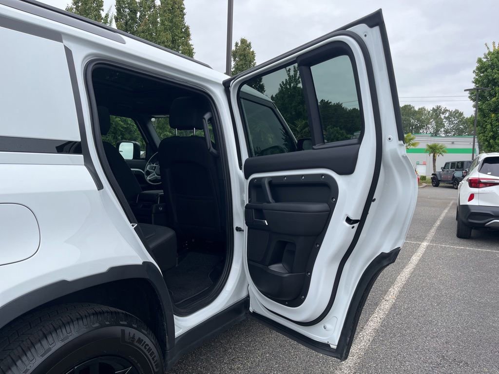 Used 2025 Land Rover Defender 110 S AWD/4WD image 16