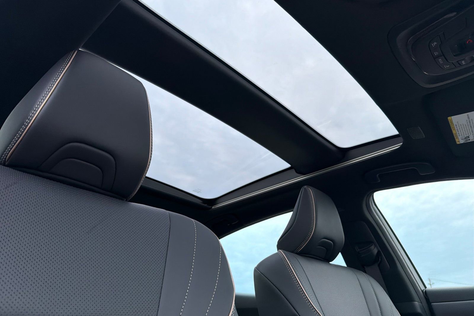 New 2026 Toyota Crown Platinum image 14