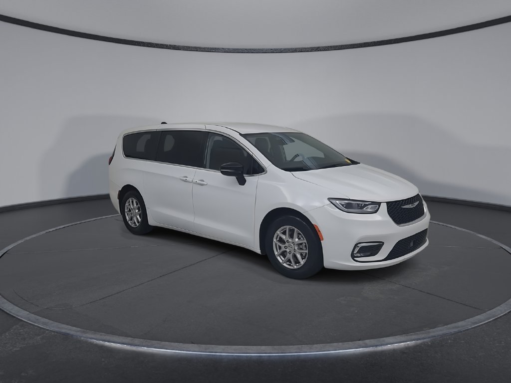 Certified 2024 Chrysler Pacifica Touring-L FWD image 4