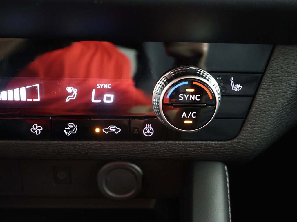 New 2026 Mitsubishi Outlander SE FWD image 51