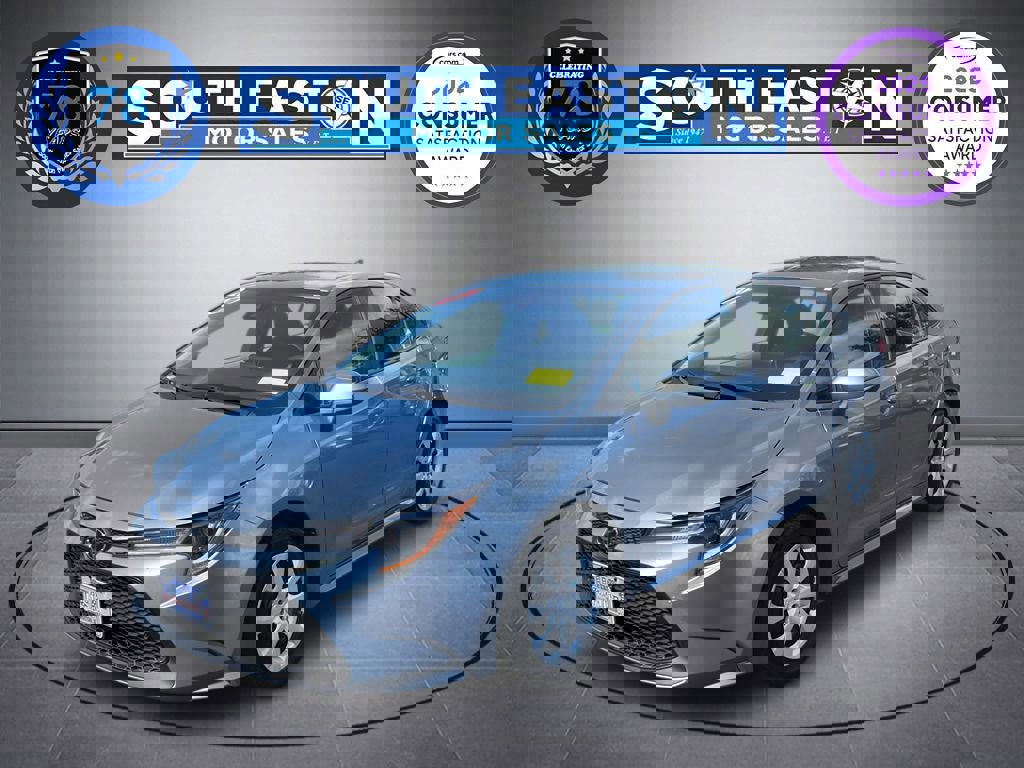 Used 2021 Toyota Corolla LE image 1