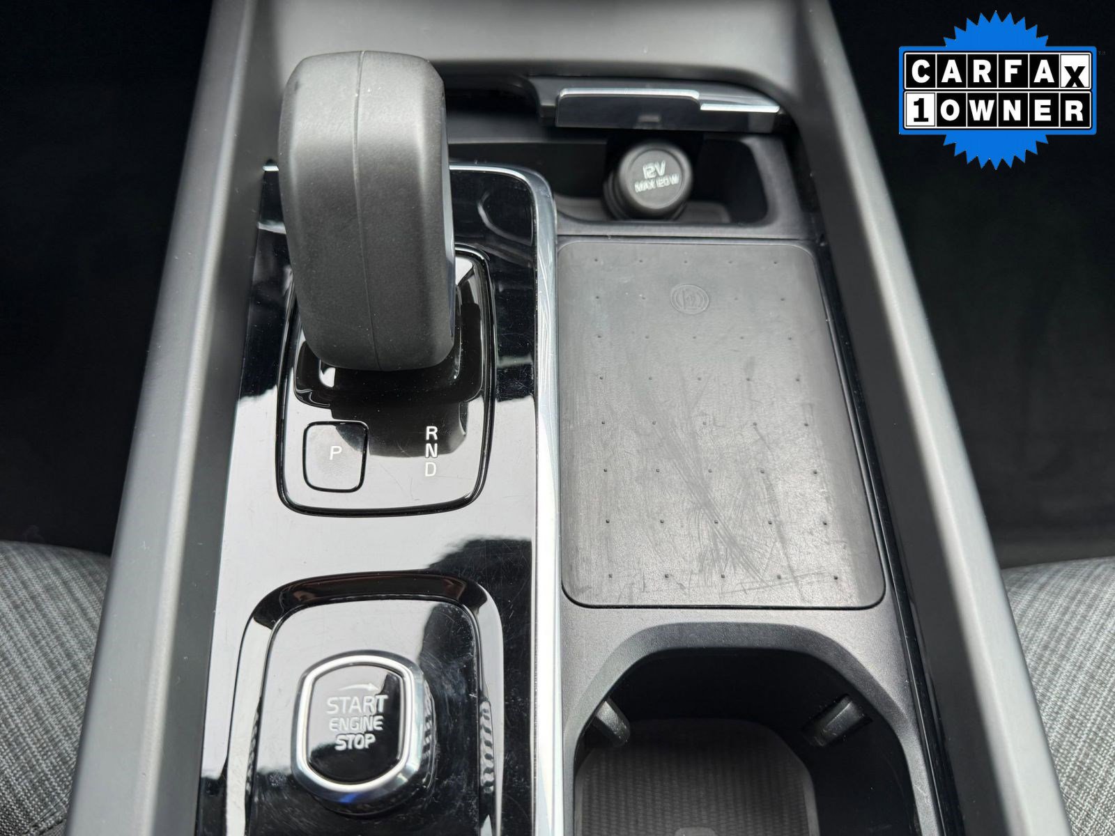 Used 2022 Volvo XC60 B5 Momentum image 30