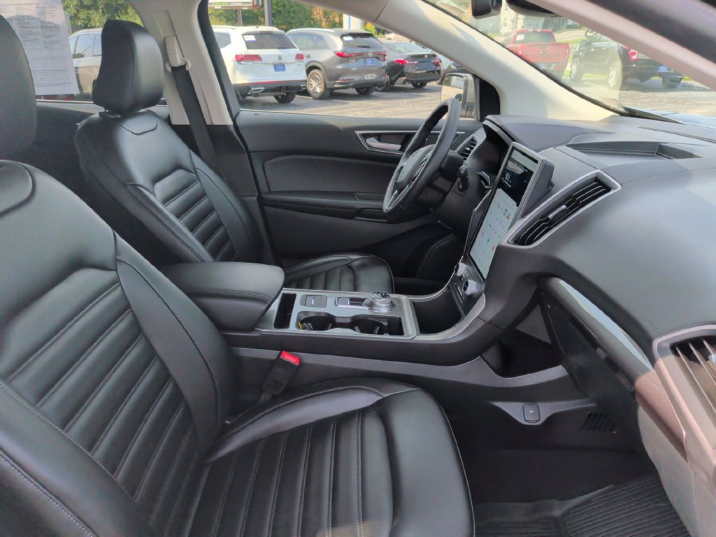 Certified 2023 Ford Edge SEL w/ Convenience Package AWD/4WD image 9