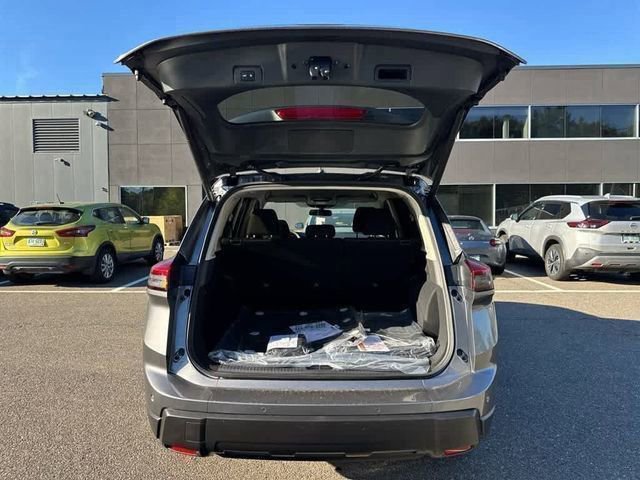 New 2026 Nissan Rogue SV image 6