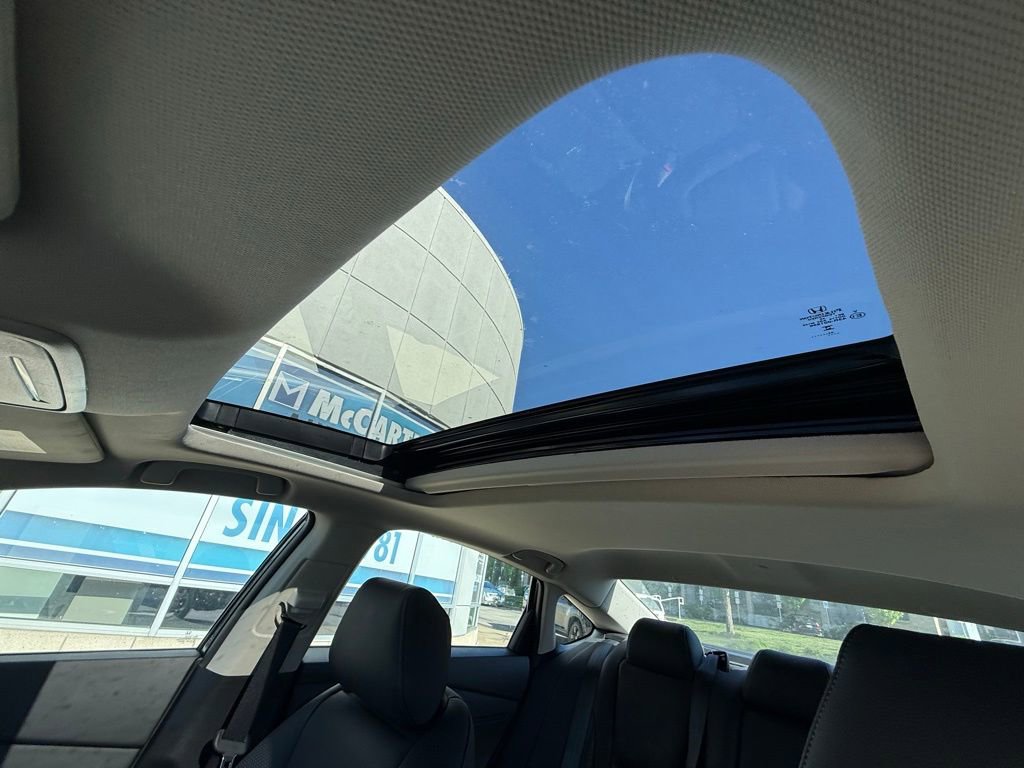 Used 2024 Honda Accord EX image 16