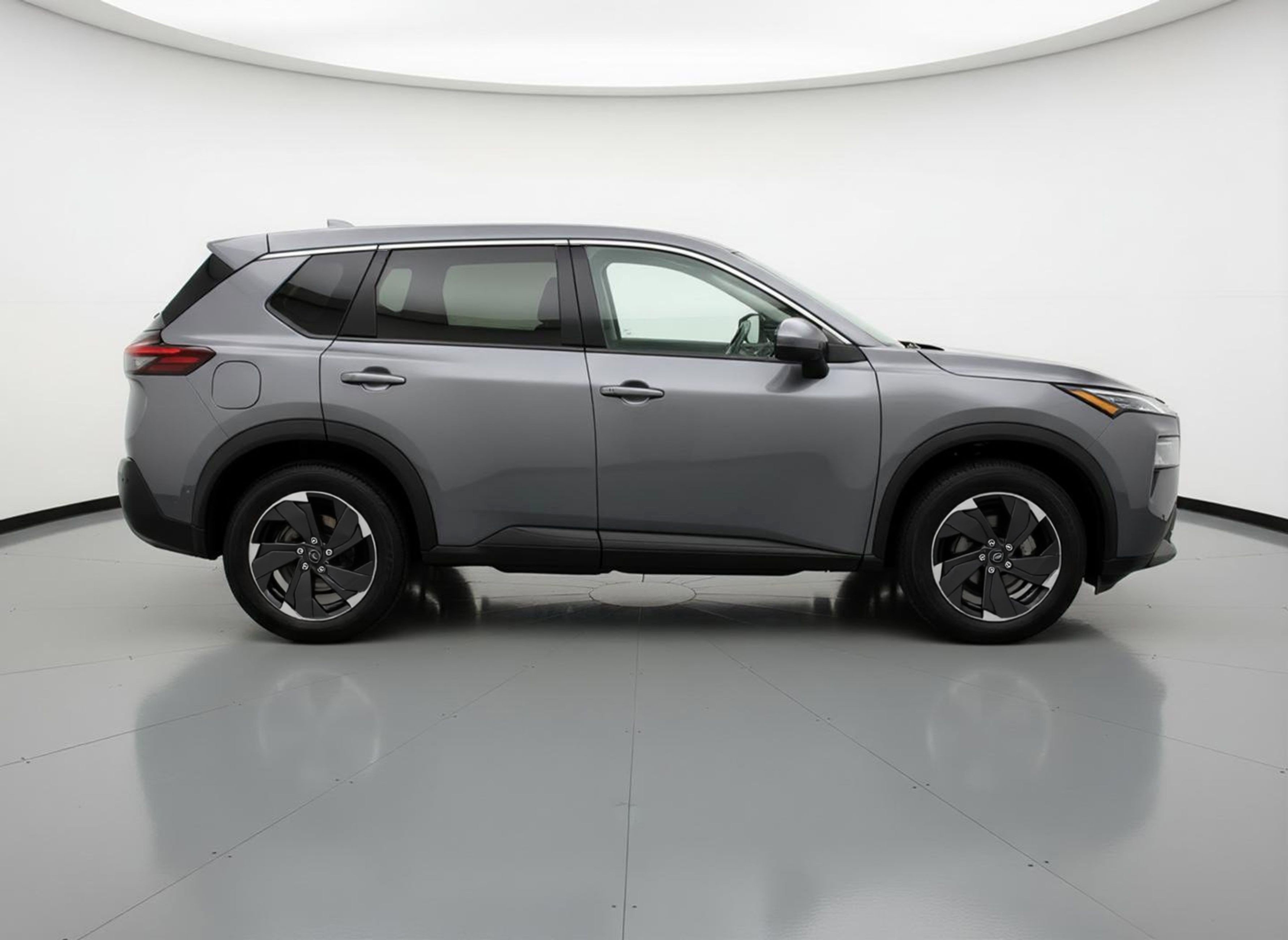 Used 2025 Nissan Rogue SV FWD image 11