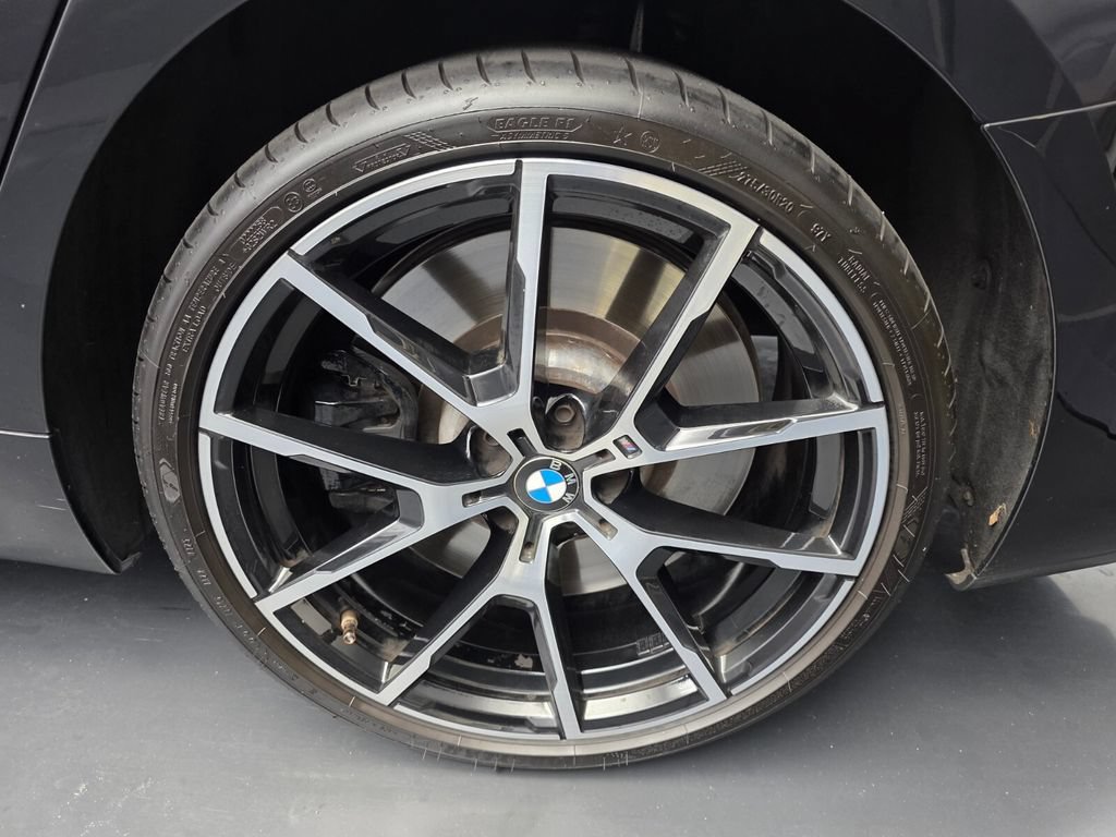 Used 2022 BMW M850i Gran Coupe xDrive w/ Comfort Seating Package AWD/4WD image 17