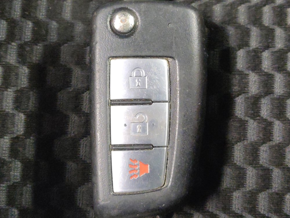 Used 2020 Nissan Rogue Sport S FWD image 32