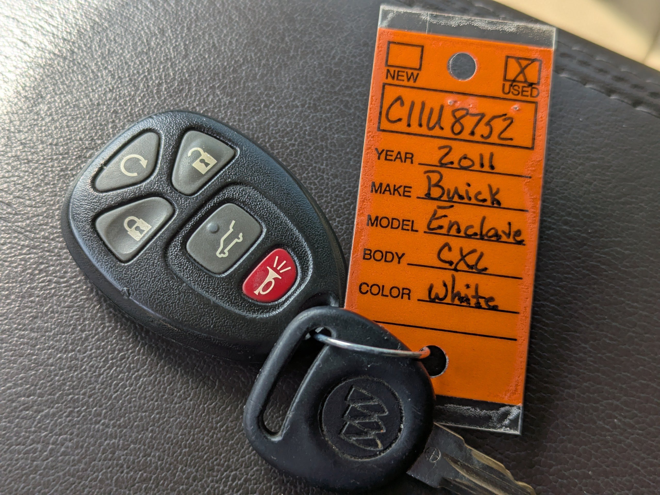 Used 2011 Buick Enclave CXL AWD/4WD image 19