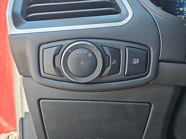 Used 2024 Ford Edge SEL image 30