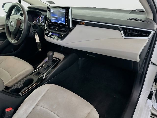 Used 2020 Toyota Corolla LE image 26