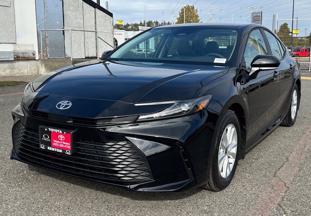 New 2026 Toyota Camry LE w/ Convenience Package FWD image 1