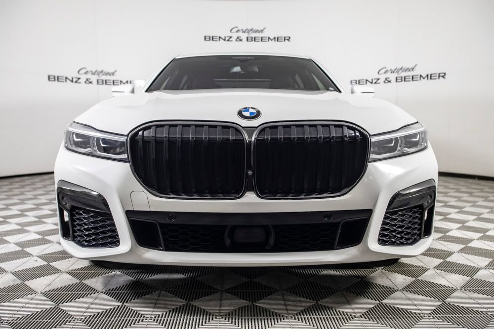 Used 2021 BMW 750i xDrive w/ M Sport Package AWD/4WD image 5