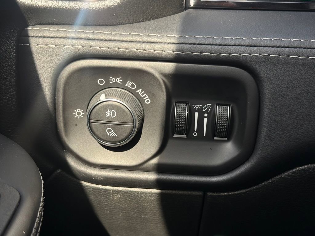 New 2026 RAM 3500 Limited image 37