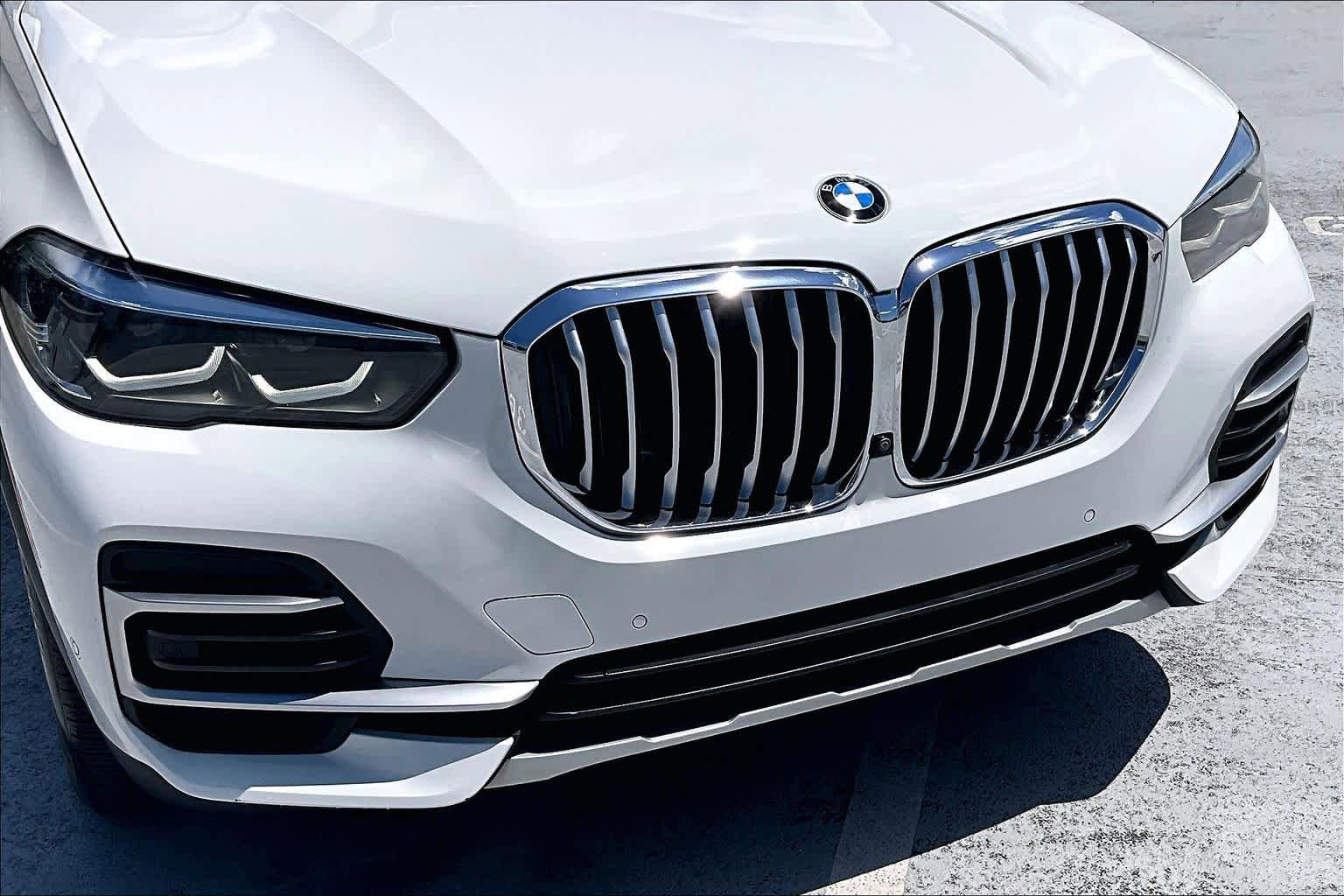 Used 2022 BMW X5 sDrive40i w/ Luxury Seating Package RWD image 30