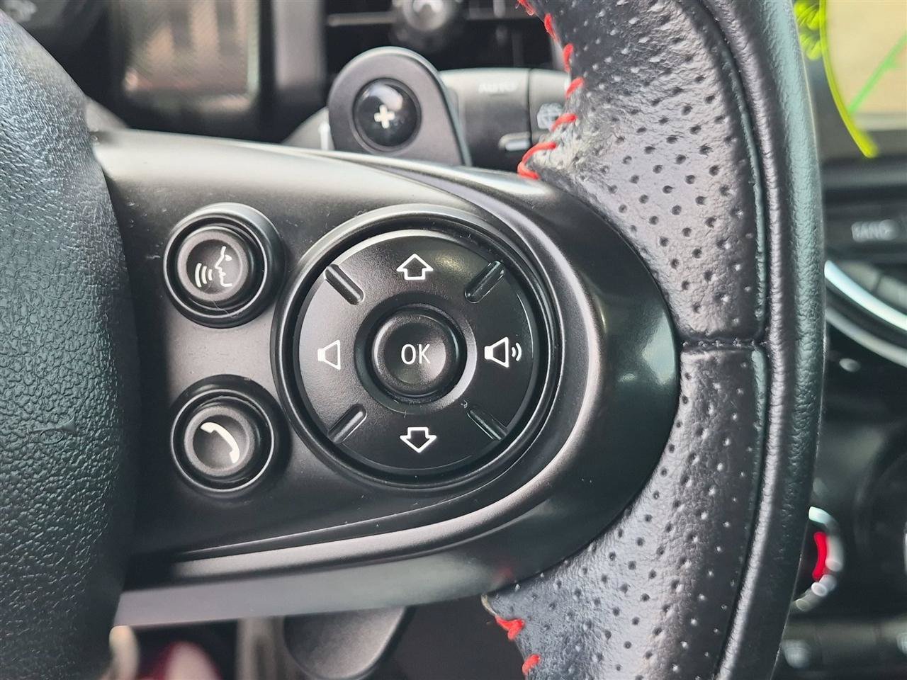 Used 2018 MINI Cooper S FWD image 19