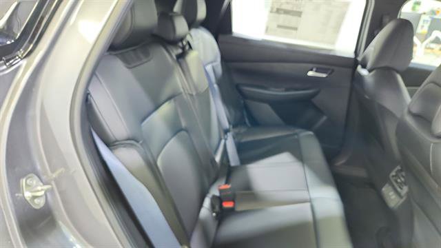 New 2026 Nissan Leaf SV+ w/ Floor Mat Package (SV+) FWD image 28