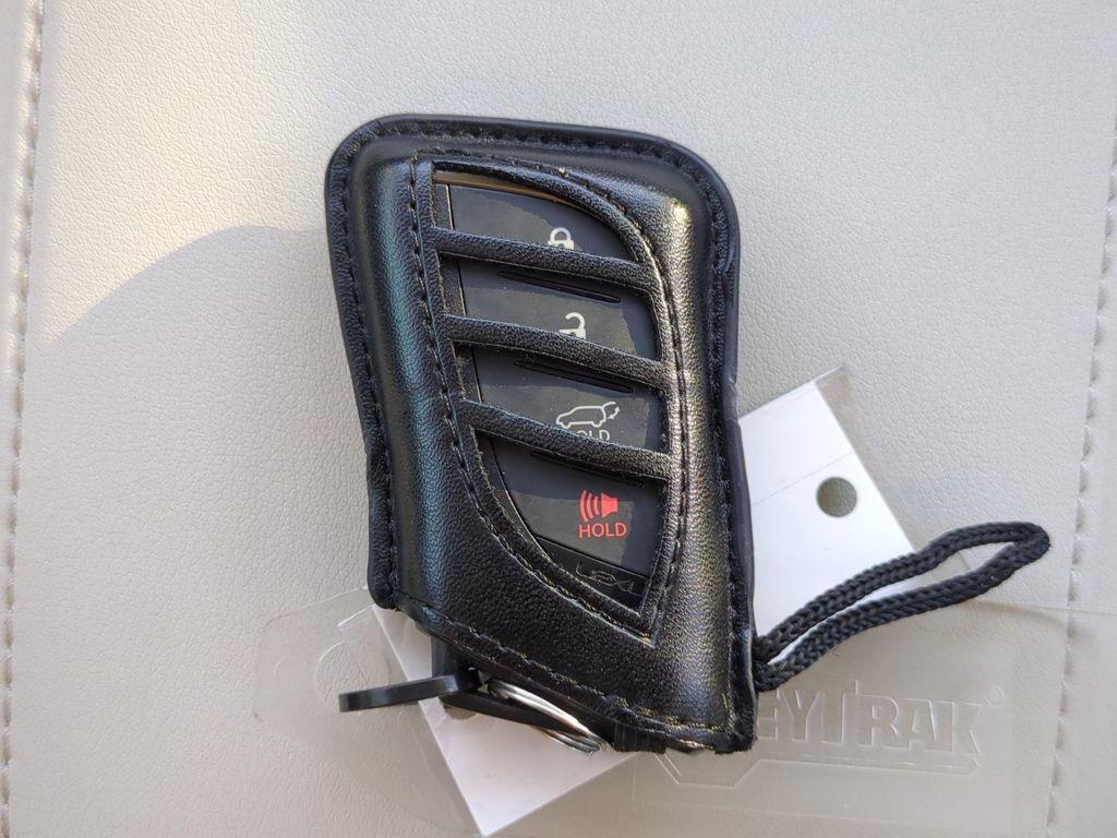 Used 2023 Lexus RX 350 Premium w/ Accessory Package (Z1) FWD image 28